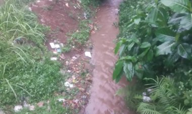 Rawan Longsor Akibat Terkikis Air, Gedung SDN Babakanlor 3 Cikedal, Butuh Perhatian Pemda Pandeglang