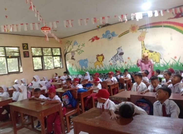 Butuh Ruang Kelas Baru, 41 Siswa Mendaftar Pada SPMB SDN Babakanlor 3 Cikedal Tahun Pelajaran 2025-2026