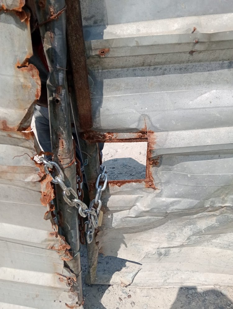 PT BBS Disegel Paksa, Diduga Akibat Tidak Bayar Utang 